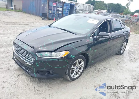 2015 Ford Fusion Hybrid Titanium z USA, uszkodzony, nr VIN 3FA6P0RU0FR218532